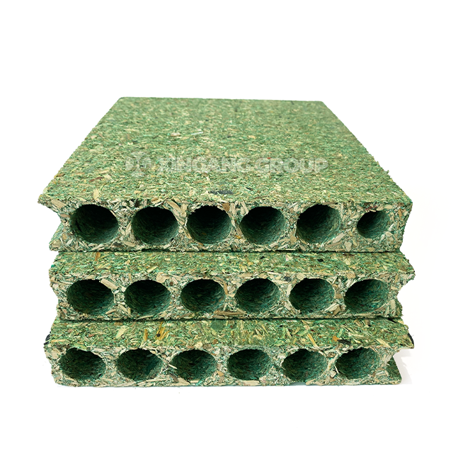 3 3