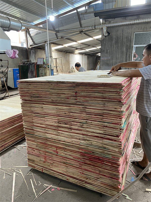 finger joint producing