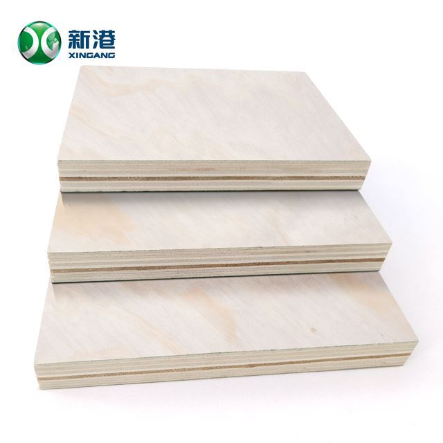 1220*2440mm Pine Plywood Outdoor Commercial Plywood