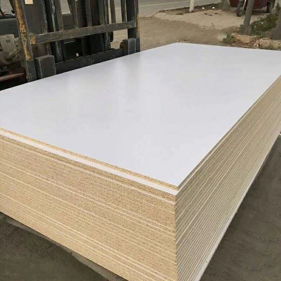 Best Quality Particle Board/ Chipboard Factory Price 12mm/16mm/18mm