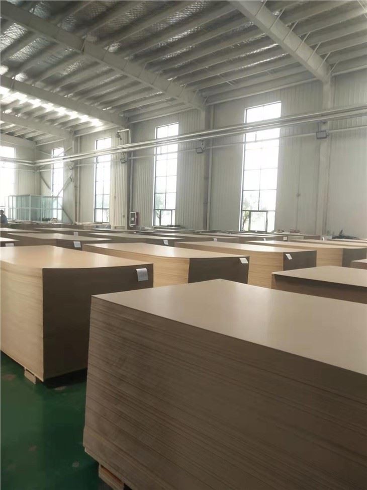 Can Be Custom 3mm / 6mm / 9mm / 12mm / 18mm Melamine Mdf / Raw Mdf Board / Wood Mdf Sheet