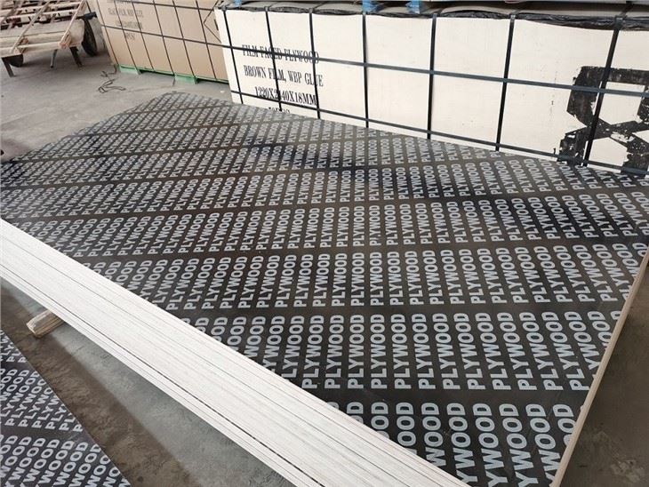 China Factory Film Faced Plywood Black /Brown/Red High Quality