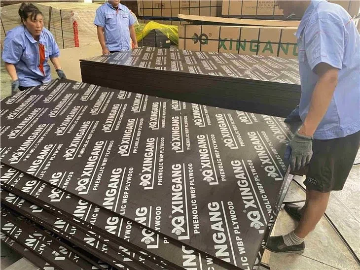 Factory Price 18mm Black,green,brown Film Faced Plywood For Construction Material