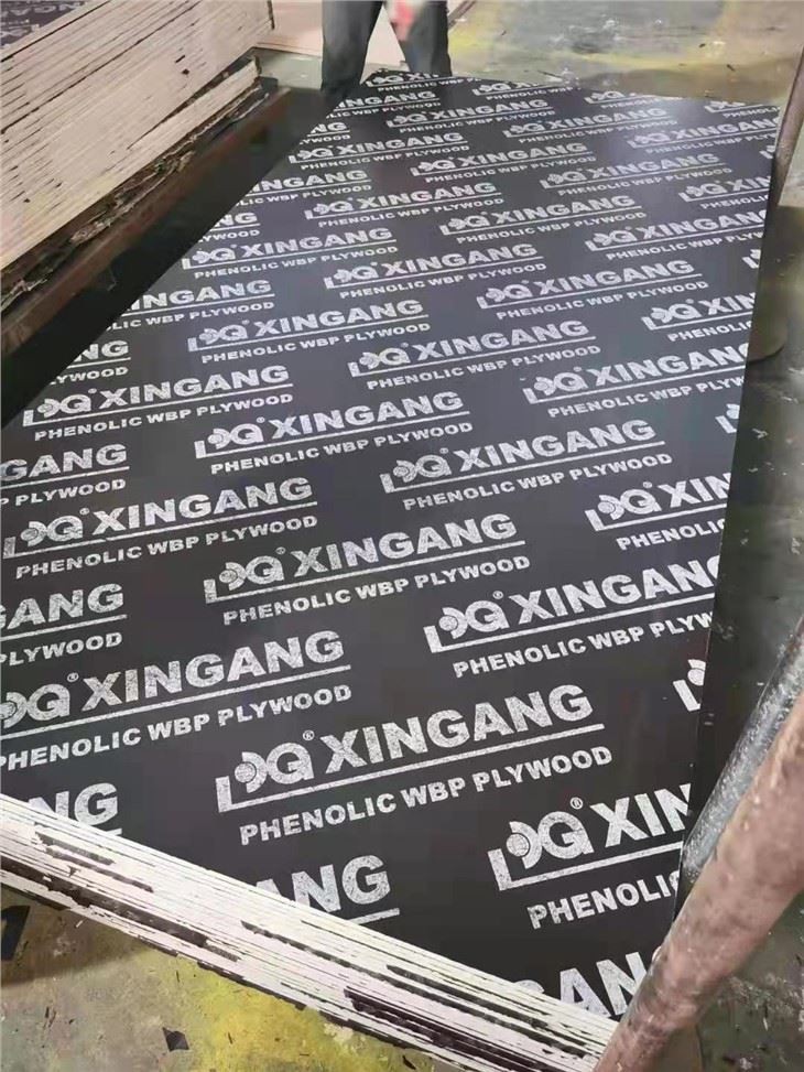 Film Faced Plywood Marine Construction Formwork Phenolic Board