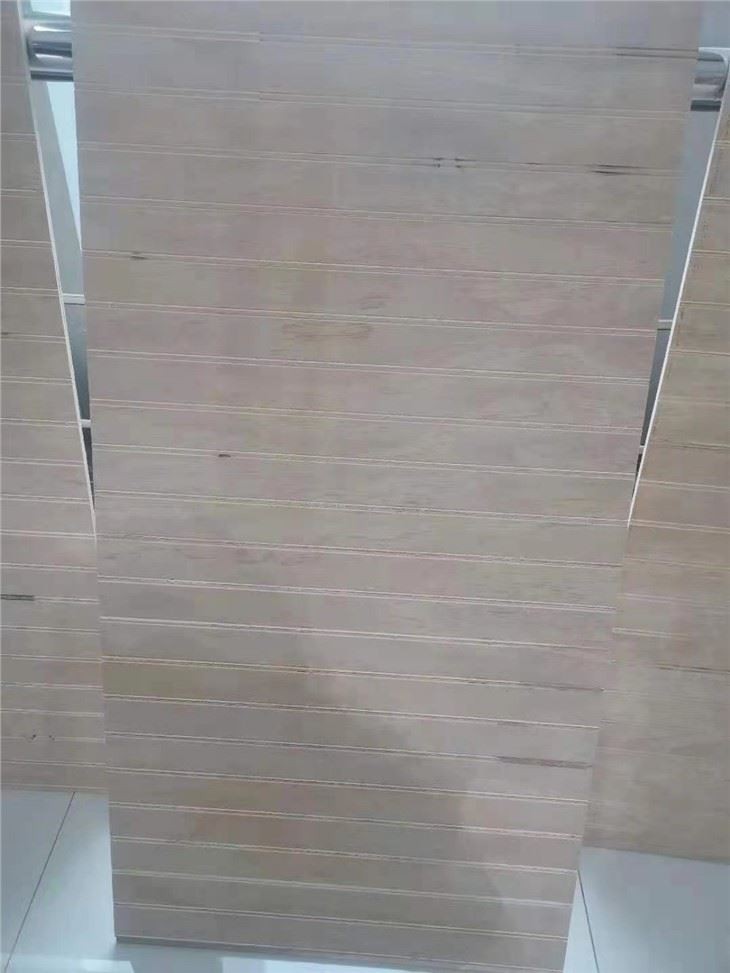 Grooved Plywood Poplar Plywood 12mm 15mm 18mm