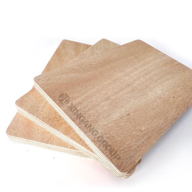High Quality Pine/ash/cherry/oak Veneer Plywood / Fancy Plywood For Furniture