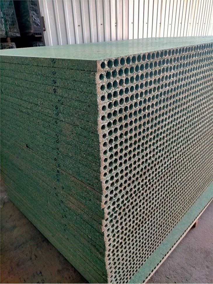 Hollow Chipboard