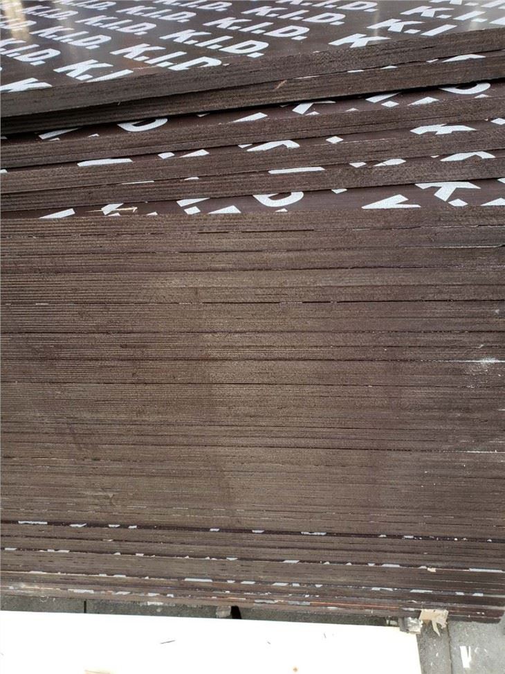 18mm High Quality Film Faced Plywood Supplier