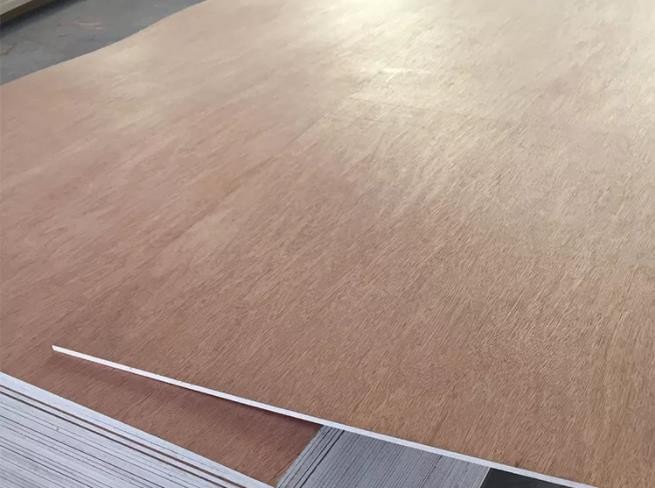 China Factory Pencil Cedar Plywood E1 Glue For Furniture