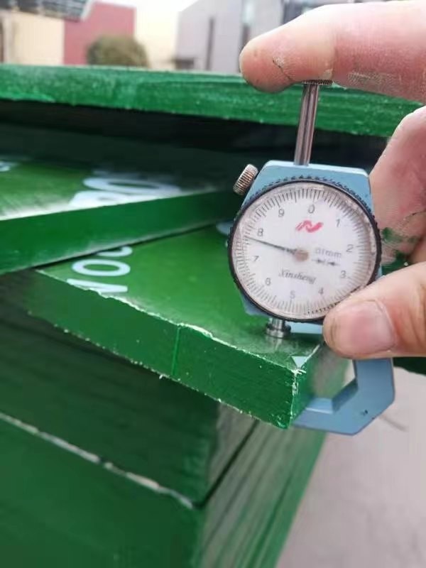 Green/blue/red Plastic Film Faced Plywood Hardwood Core For Kuwait Market Hot Sale Pvc Building Materials