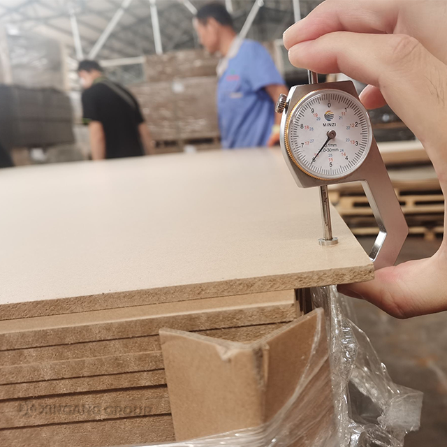 High Quality High Density 18mm Mdf Fiberboard Cheap Price For Furniture