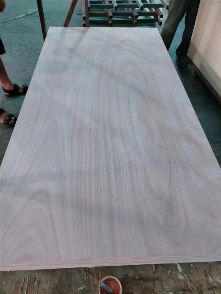 Furniture Plywood Hardwood Okoume